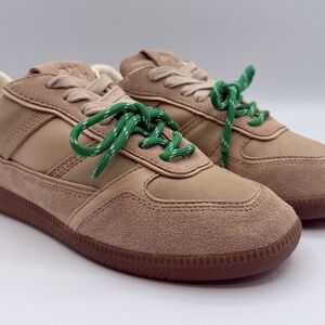 Steve Madden “Sporty” sand sneakers